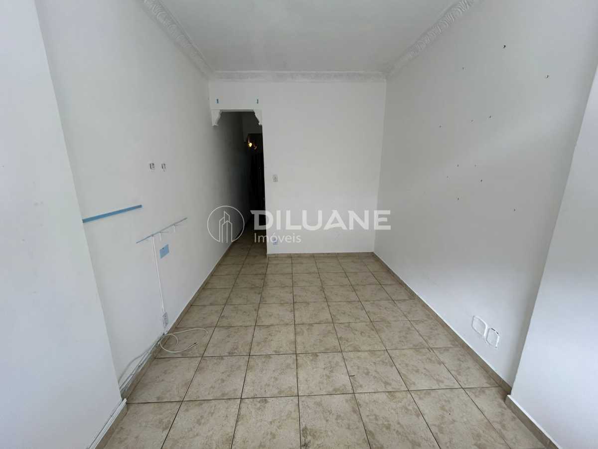 WhatsApp Image 2025-10-21 at 1 - 7