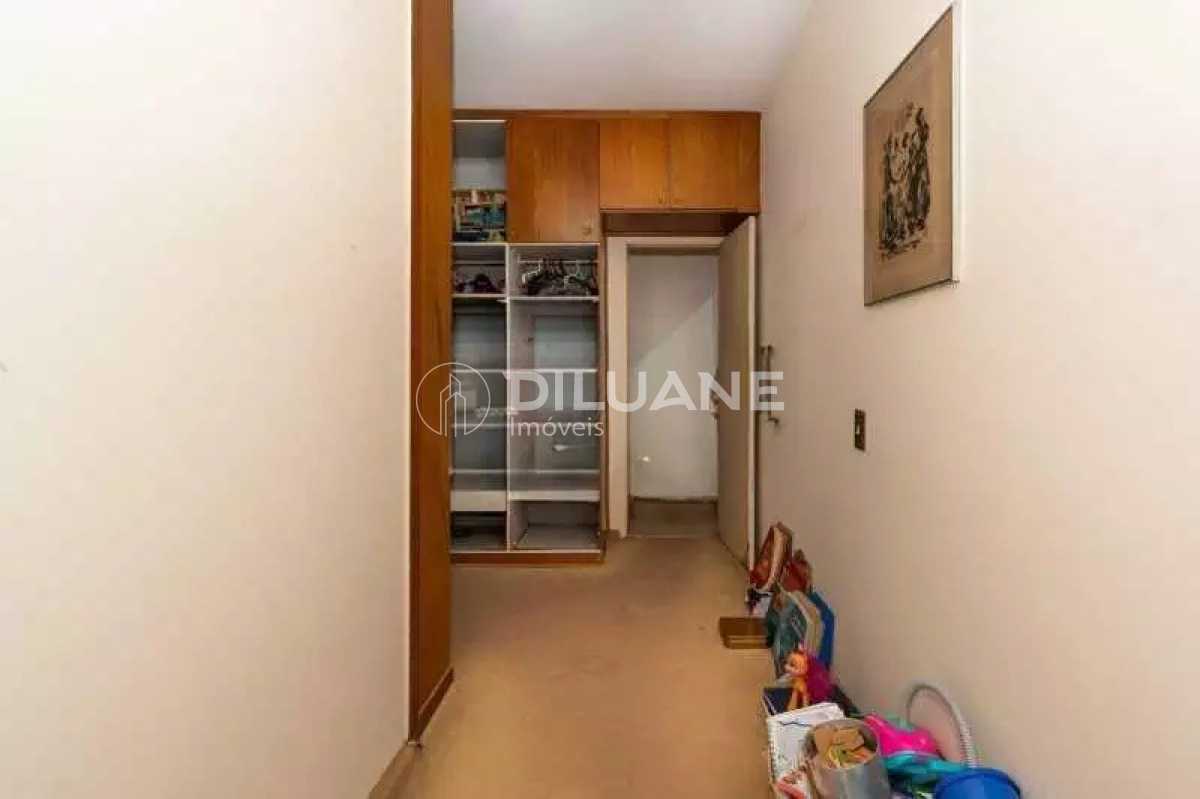 WhatsApp Image 2025-10-26 at 2 - 4