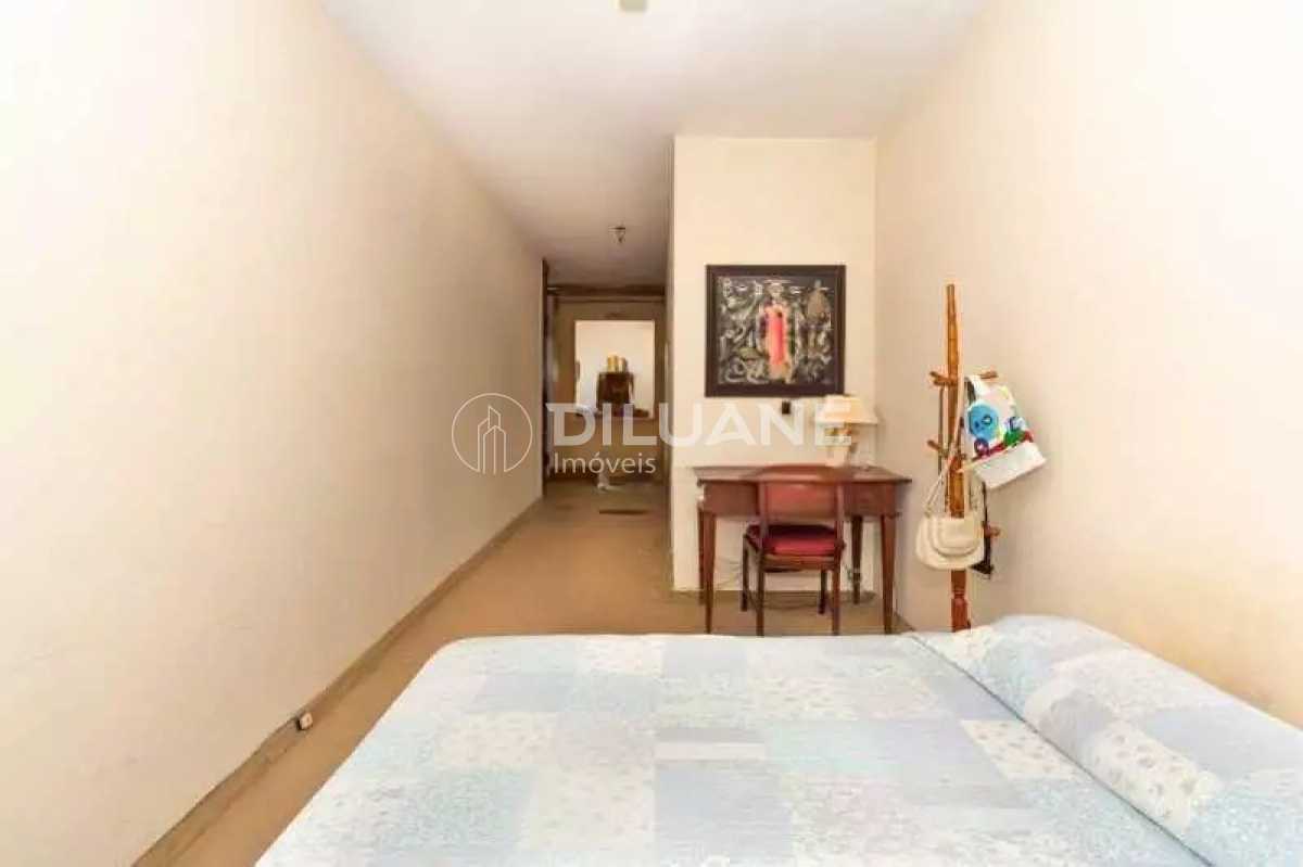 WhatsApp Image 2025-10-26 at 2 - 11