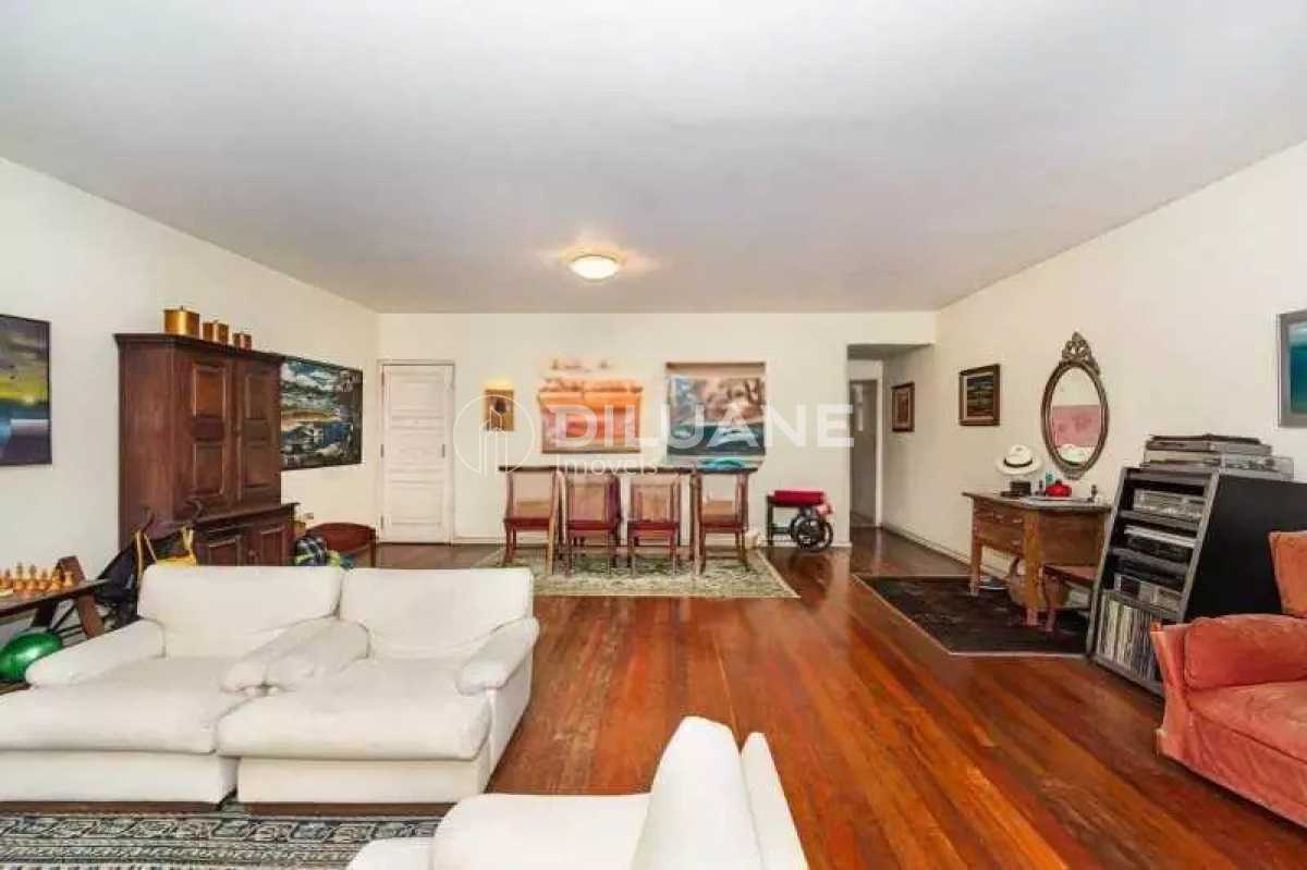 WhatsApp Image 2025-10-26 at 2 - 23