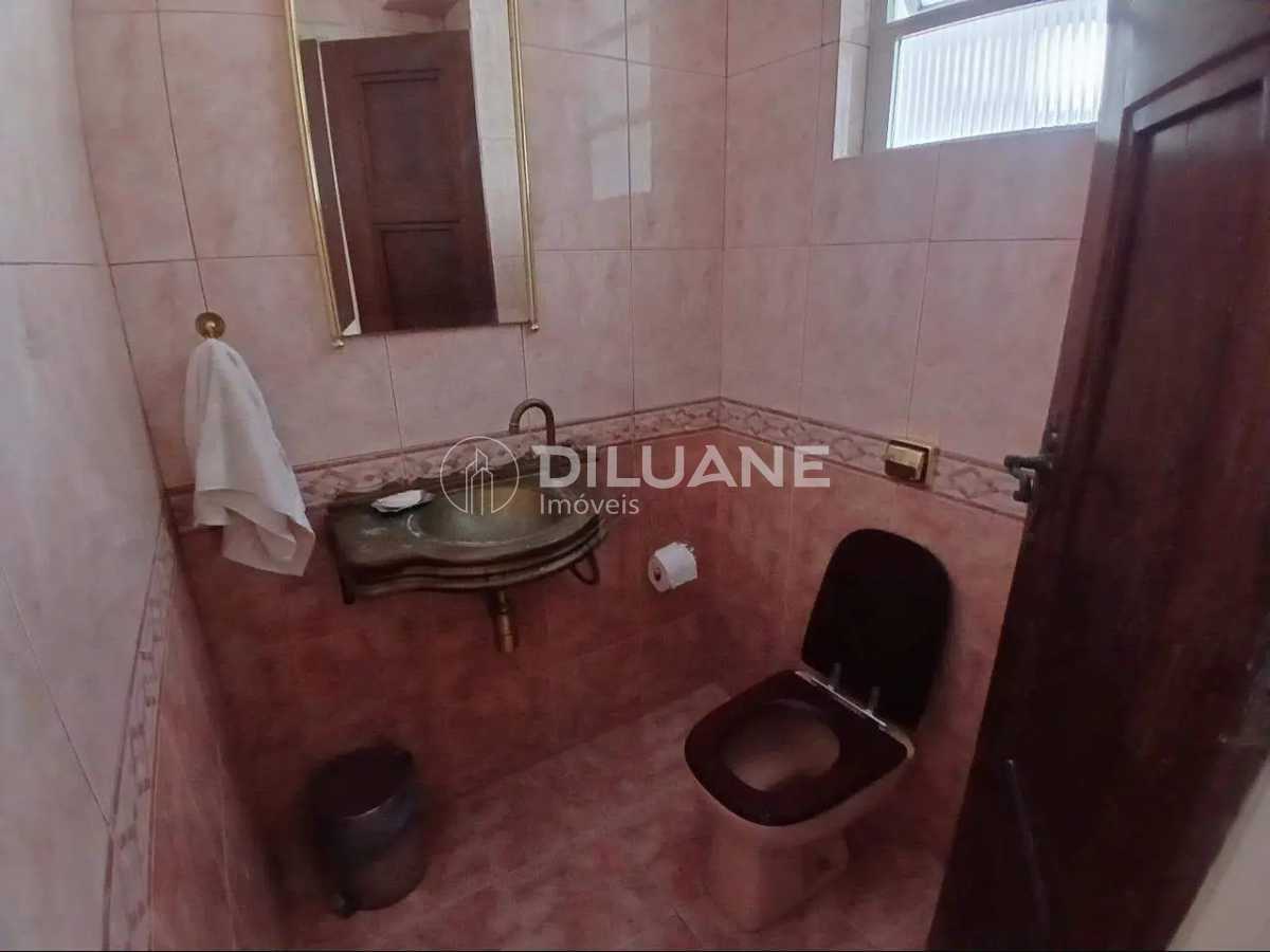 WhatsApp Image 2025-10-27 at 1 - 28