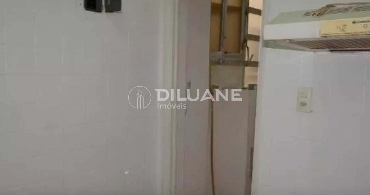 2f9adb5c-0fce-4518-9e78-73bff9 - 8