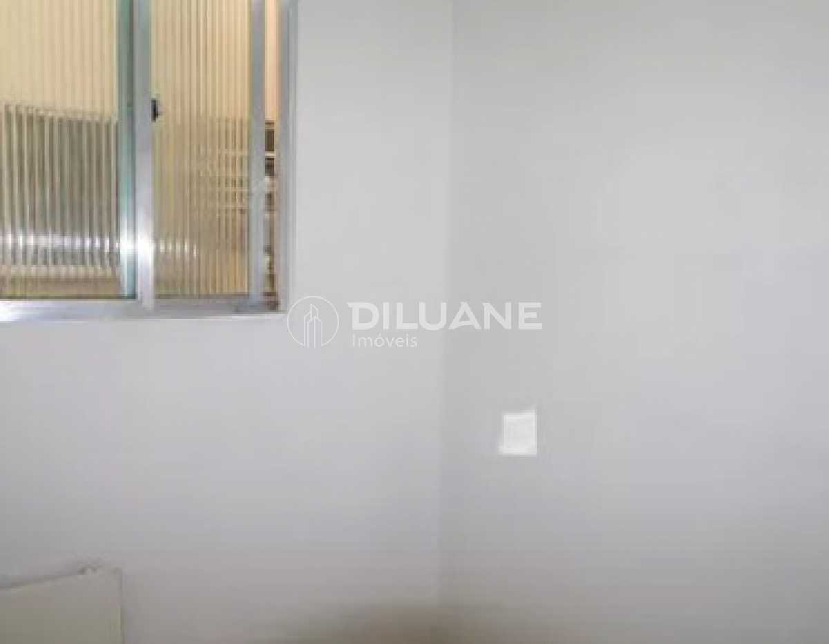 dfbcfbd8-5f43-41ab-924b-1d5e61 - 10