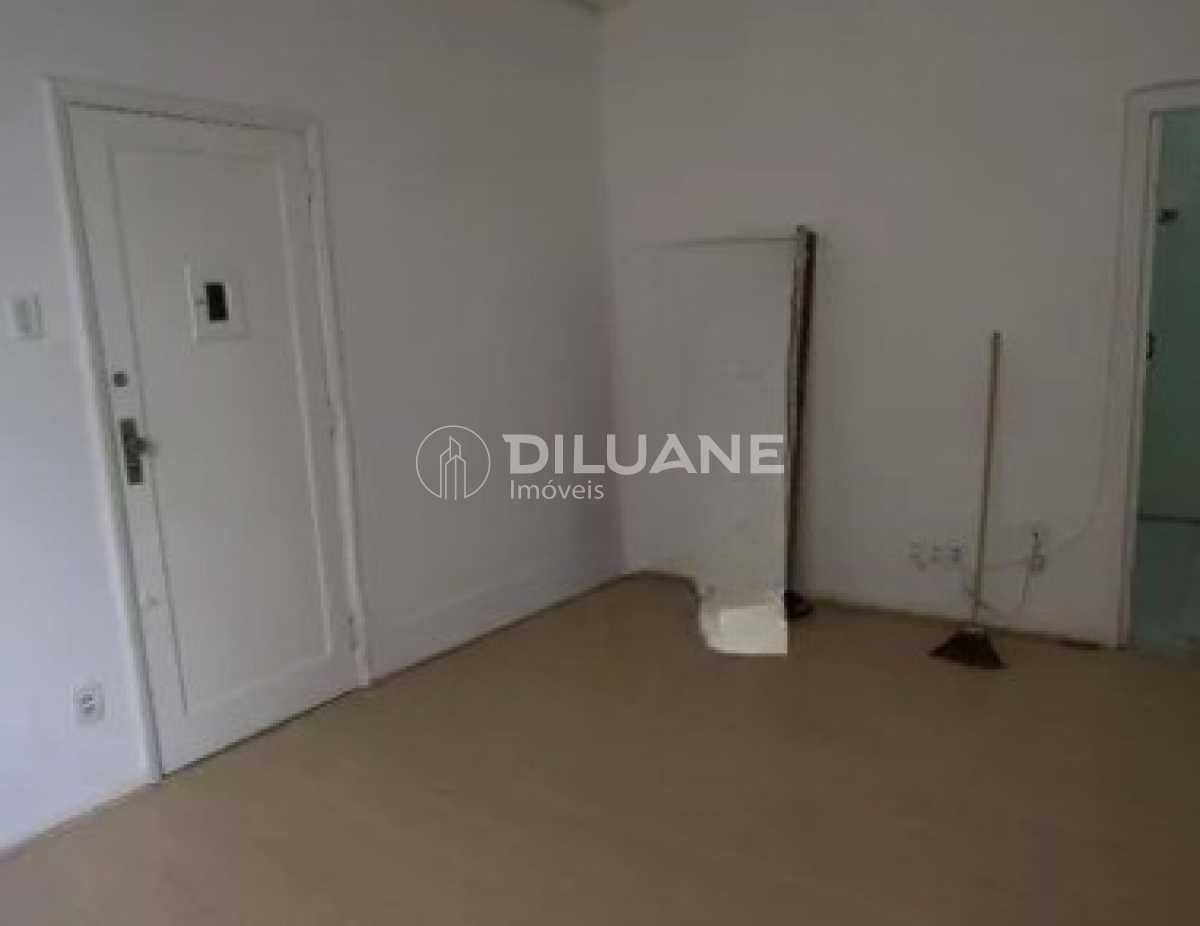 06281f02-35dc-4f3e-b9e4-7e6569 - 2