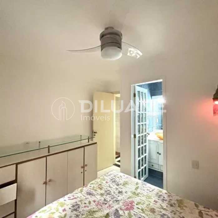 WhatsApp Image 2025-11-04 at 1 - 6