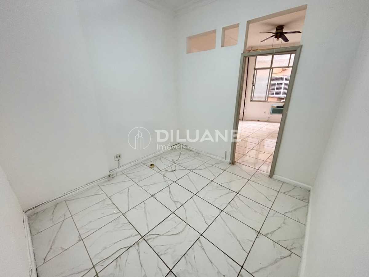 WhatsApp Image 2025-11-05 at 1 - 4