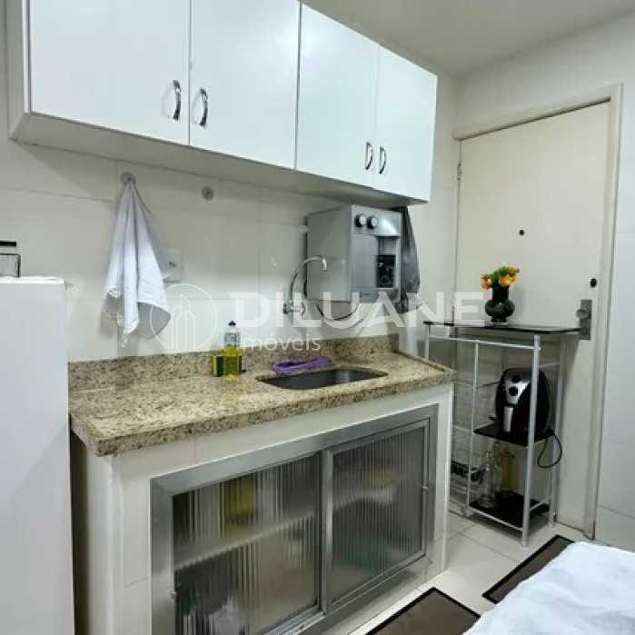 40b765e2-7d82-4e37-8eb8-bd36d8 - 11