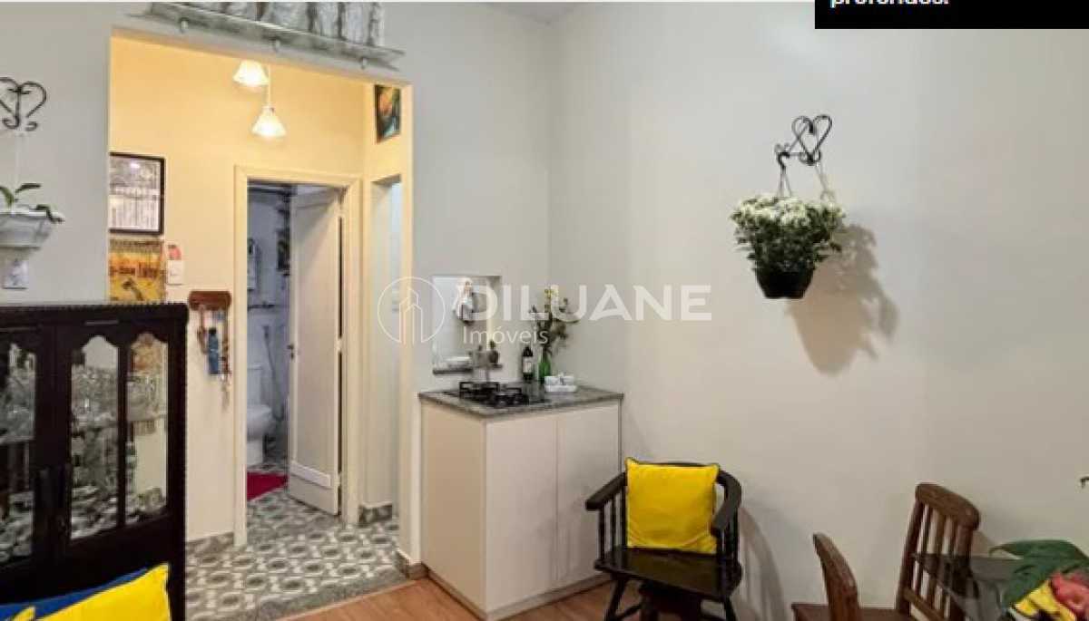 6566c048-0bda-4f66-9e42-55c1cc - 20