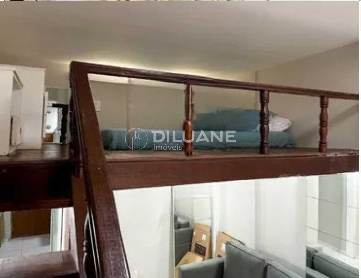 64d1c862-06c0-4f5b-adef-0f9811 - 3