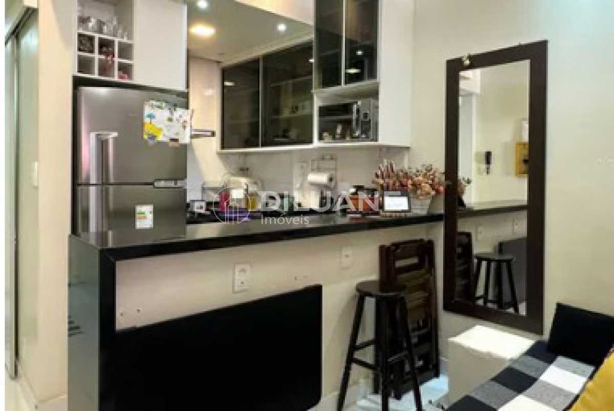 bd3c6c5d-60e0-4bf3-ac4b-c4ef91 - 1