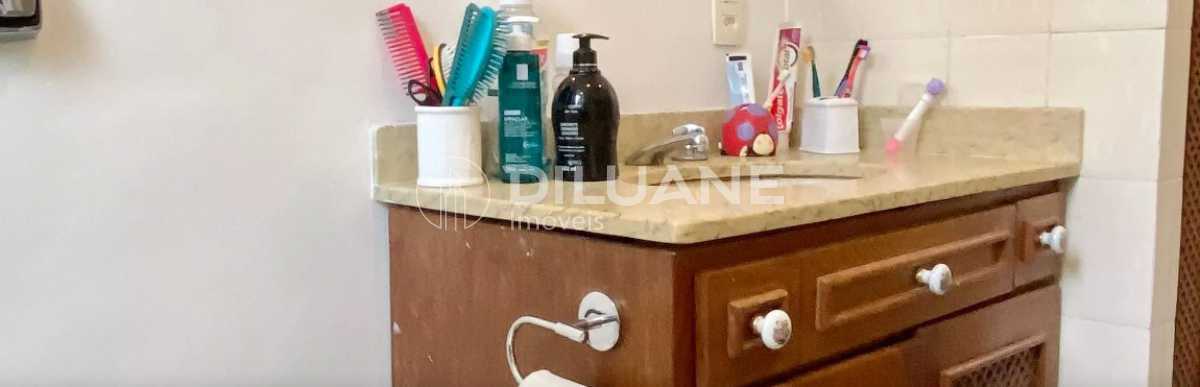 d37b5531-cde6-40d1-a059-d09b17 - 11