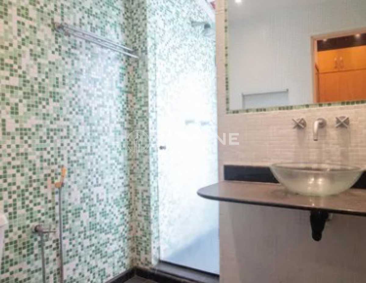 dbfc4814-9fb3-4fb2-a6bd-e3ebde - 24