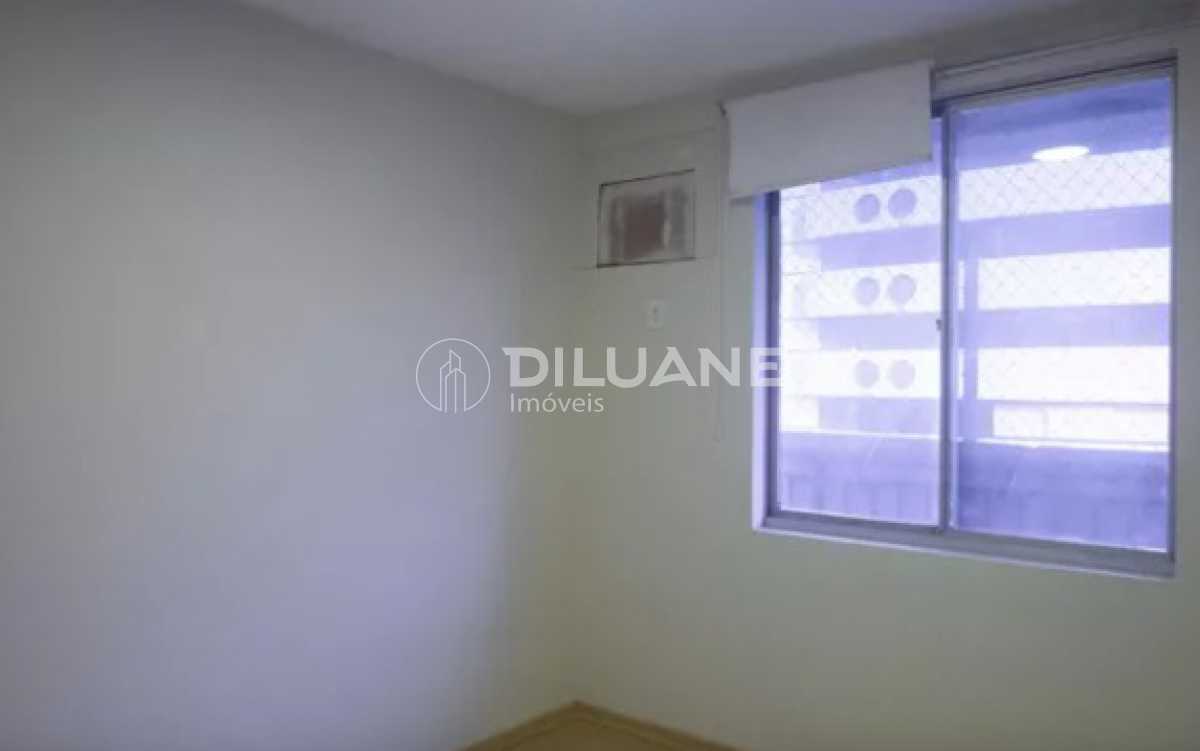 84618edf-e94e-4947-b33c-6dce95 - 32