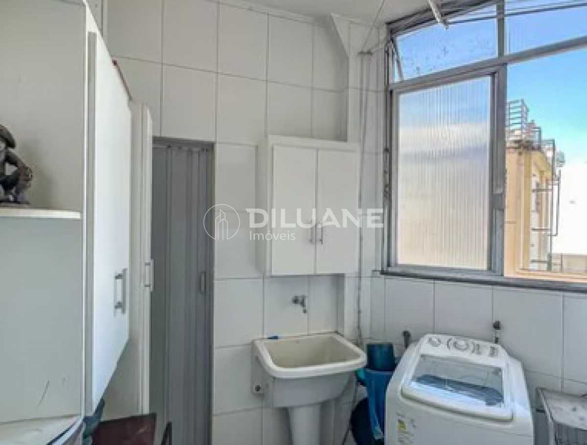 2d7b290d-e07f-4f7e-b9c9-bfdcf5 - 17