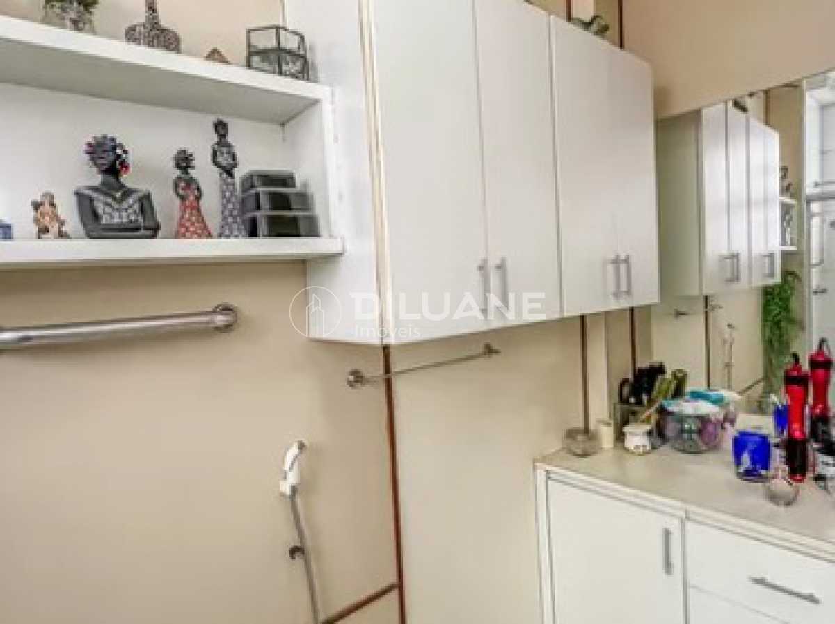 a1d5f267-a9fb-48e2-8f19-89f5d4 - 19