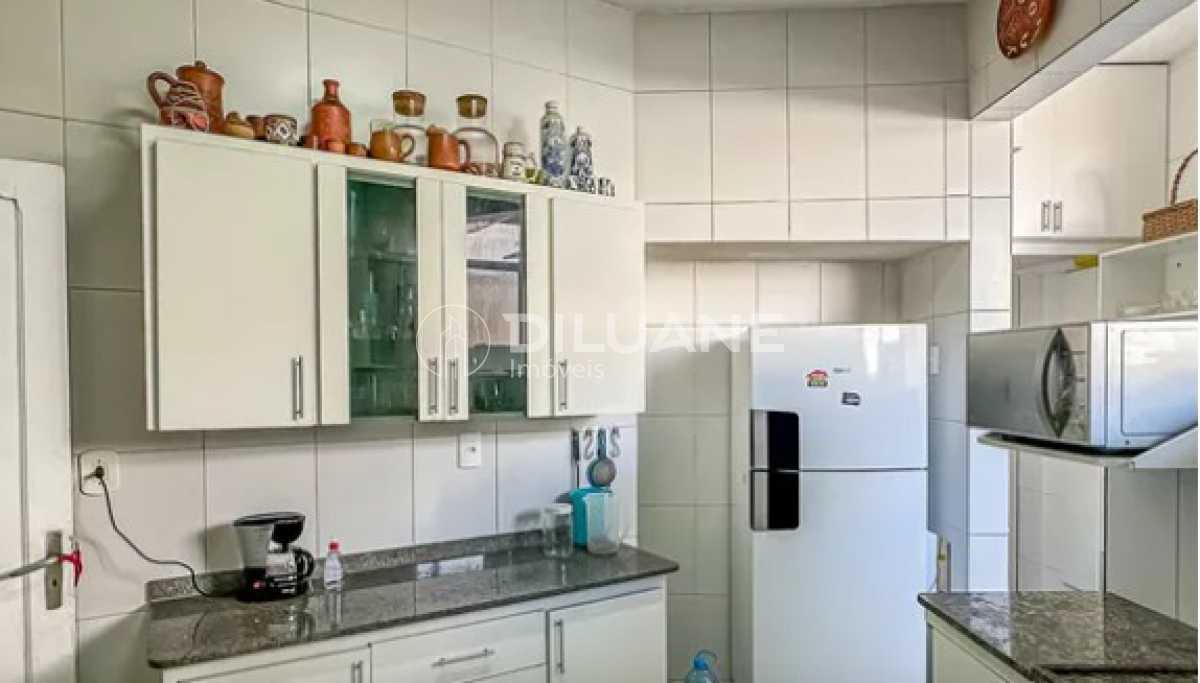 5699e29a-9caa-4805-85a3-ff98c6 - 35