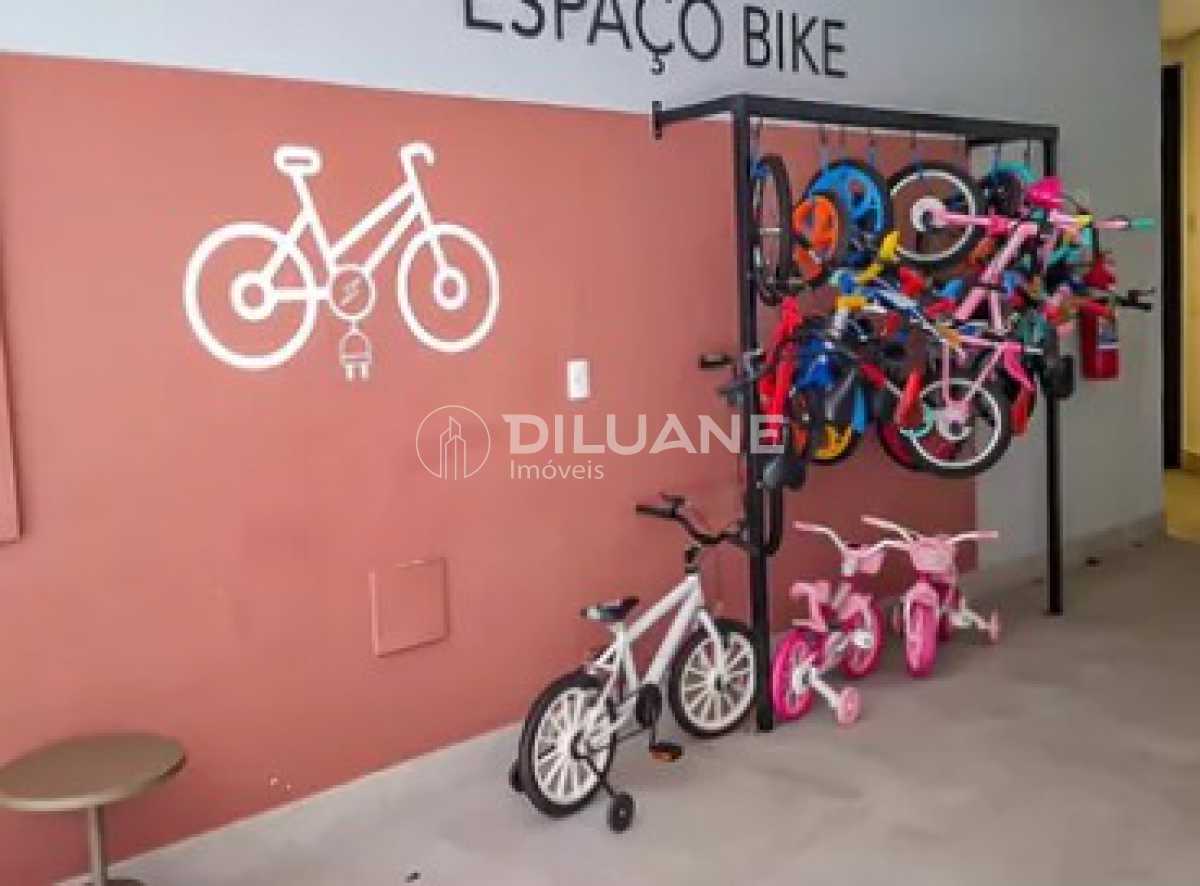 edb38279-5014-41d7-9397-8e9d84 - 7