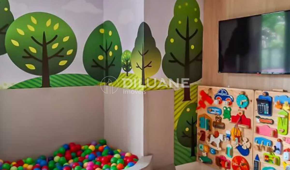 1cdcb263-a1db-4d19-ba85-30aef4 - 10