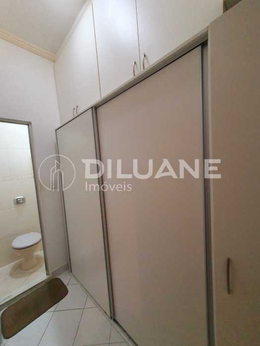 9840d9b2-f5b6-4bb4-bf90-23813e - 12