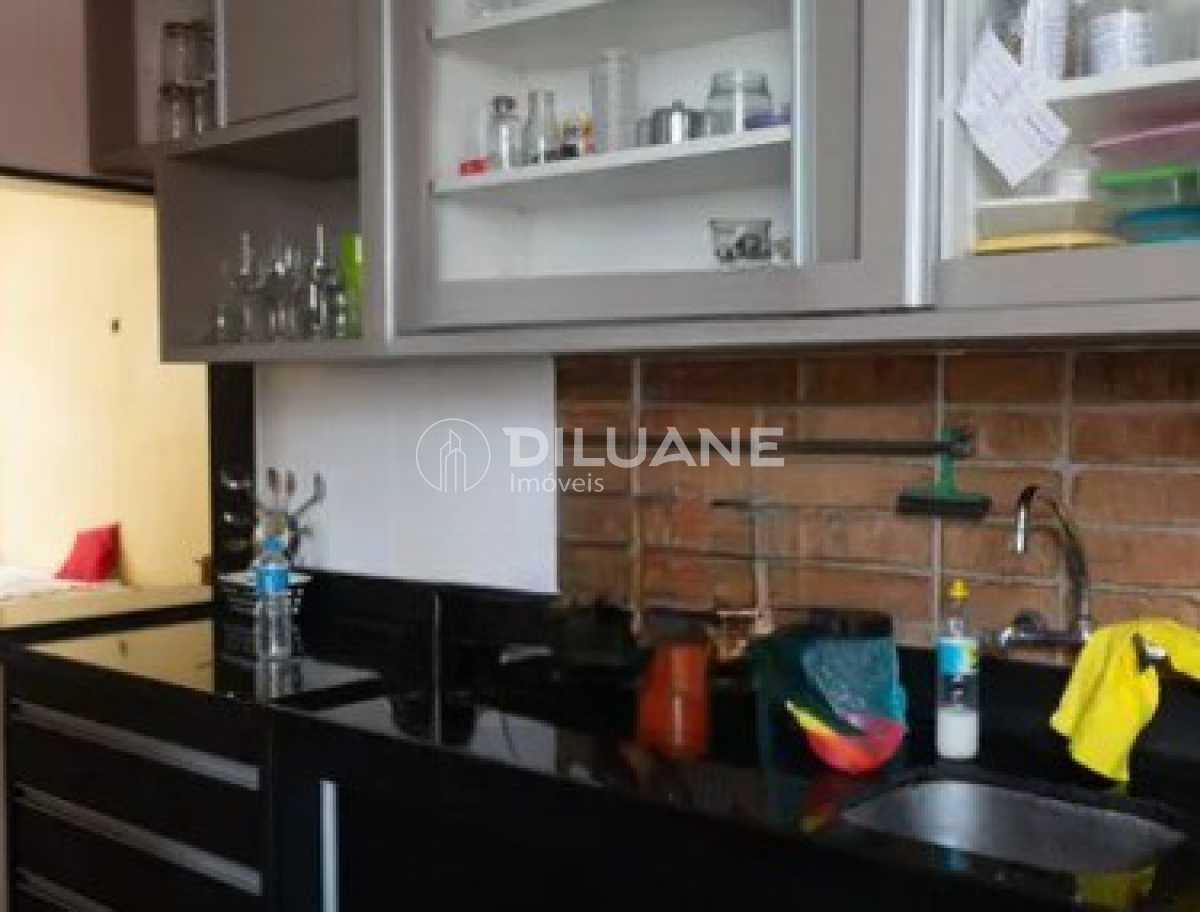 09c57c02-0dd4-4089-805d-5f7024 - 4