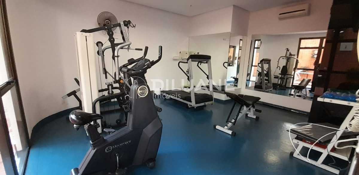 e25a64e0-b3a2-4b98-b09a-0425e7 - 27