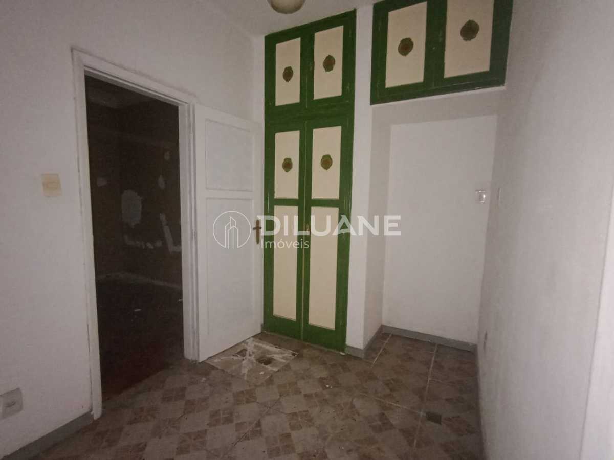 2aaedb24-9738-4039-8430-7b4bd7 - 13