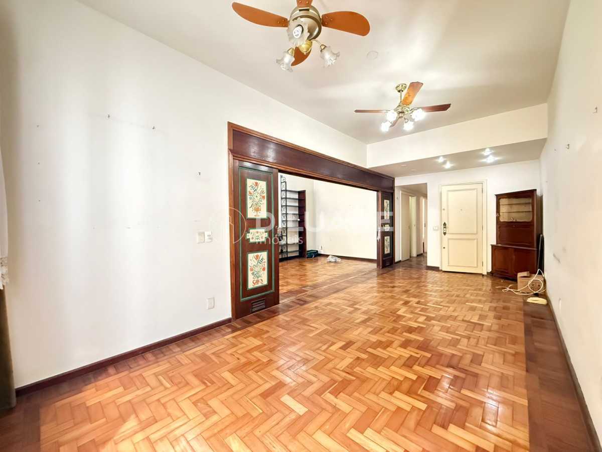 WhatsApp Image 2025-11-25 at 1 - 2