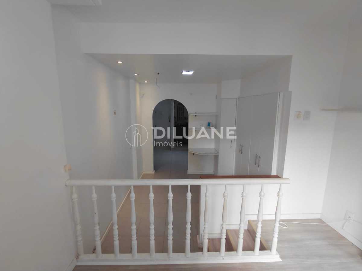 6afa261b-5e80-4323-a970-65681a - 3