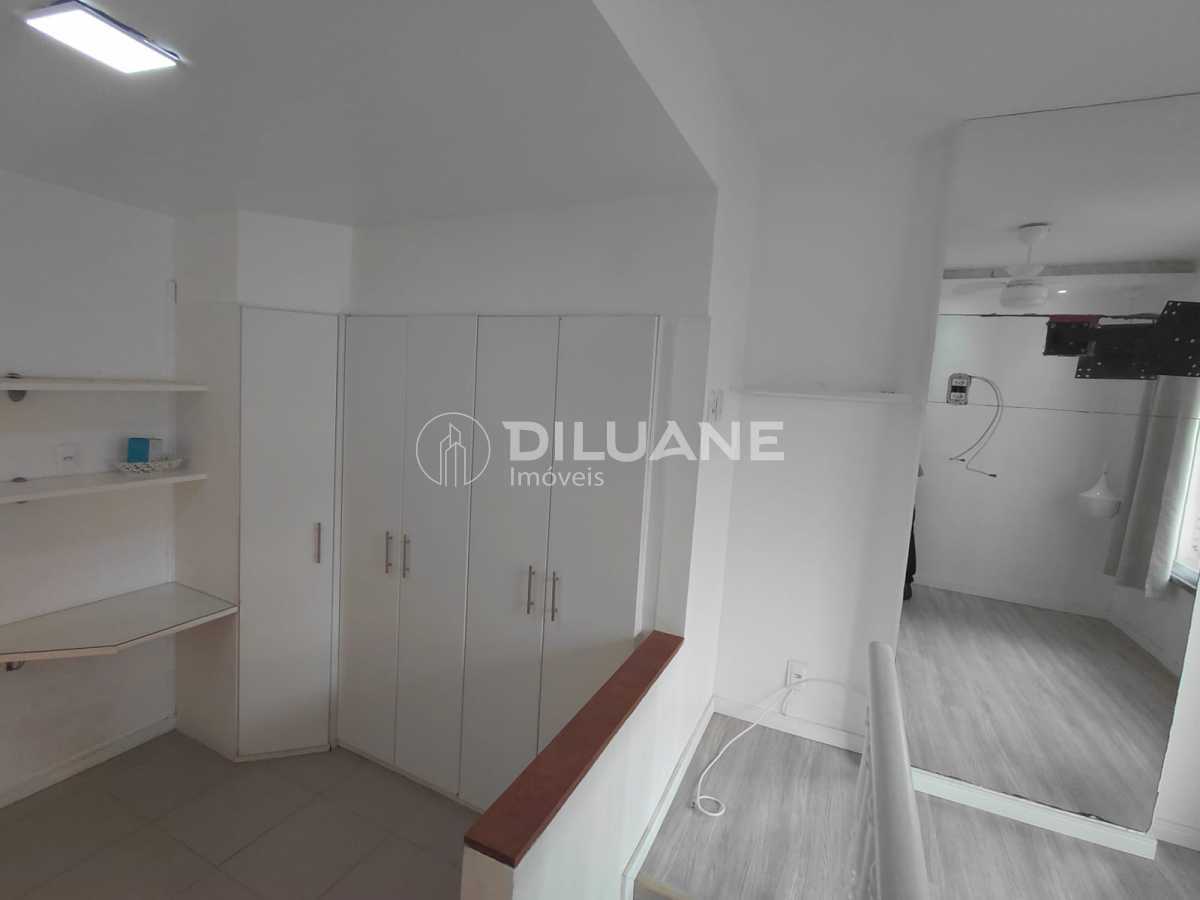 da944ac6-19f4-4ec9-abcc-9d1a7d - 30