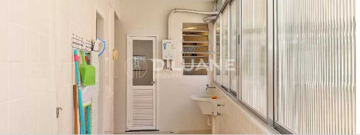 718a7592-2e6a-45c1-b8ff-679db9 - 4