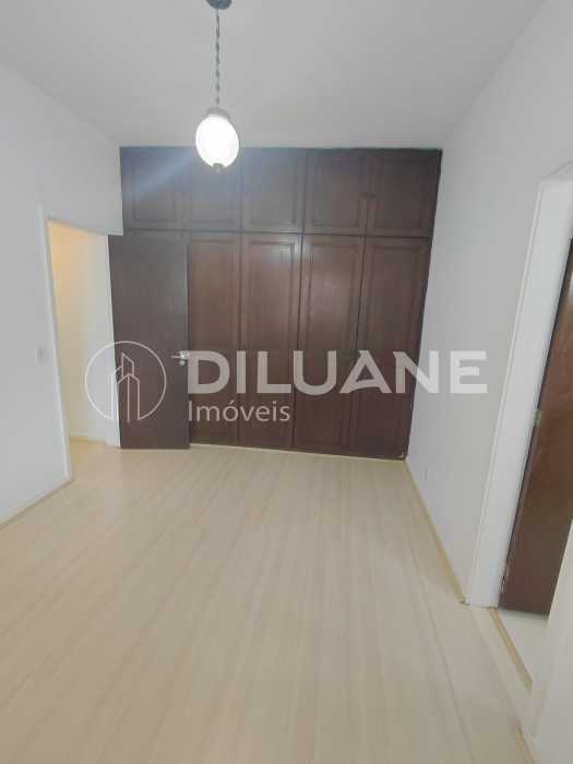 0ffbcd09-199e-404b-aff4-1df9ea - 13