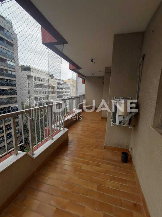 12d5b181-978c-4f48-a416-a4b90c - 1