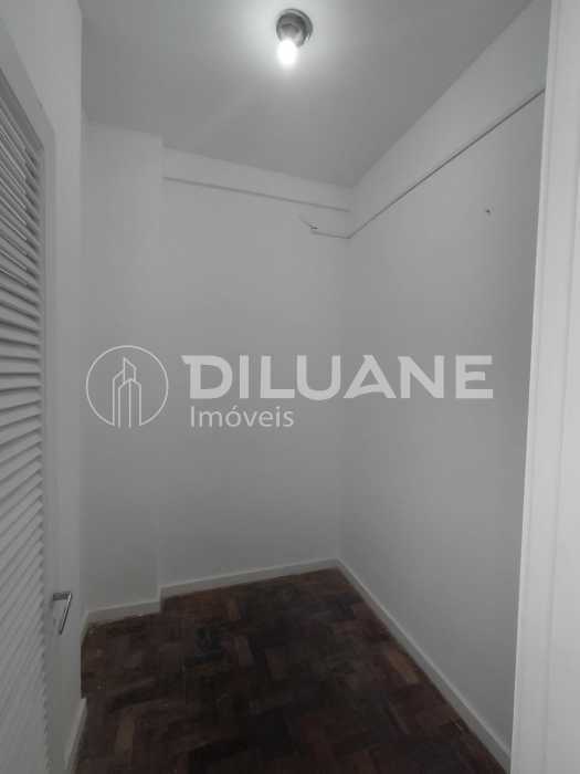 81b0fd89-23aa-4e3a-8443-069eb3 - 26