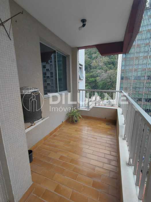 e3740d4b-2430-4c14-8e81-e6c703 - 34