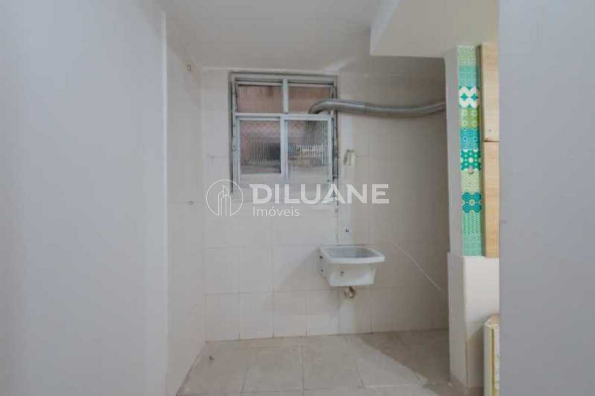 f530ecee-a246-45d3-9dc8-a59fb2 - 21