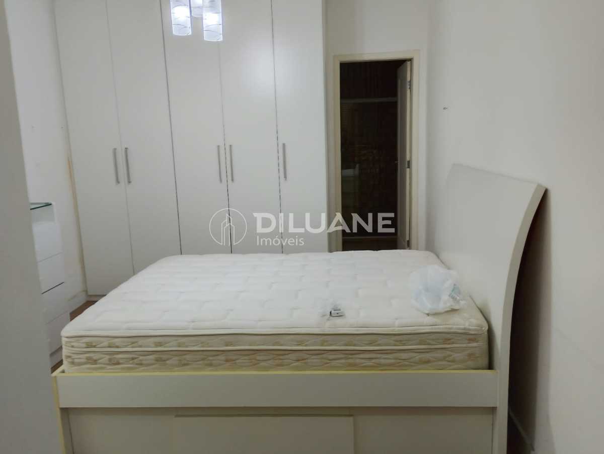 204e7f6a-f45d-4d3a-b04d-c449c8 - 8