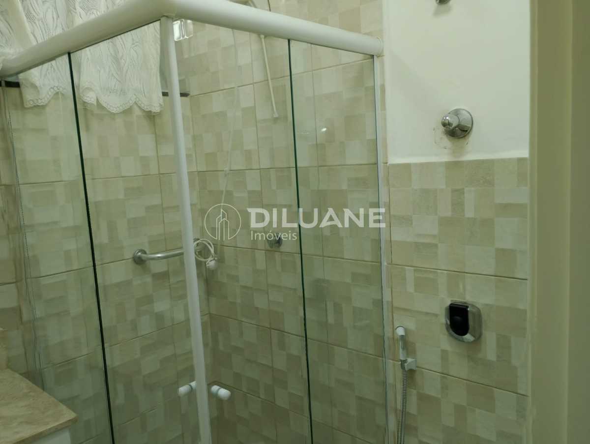 b851d36c-b15e-4912-a791-0560a2 - 16