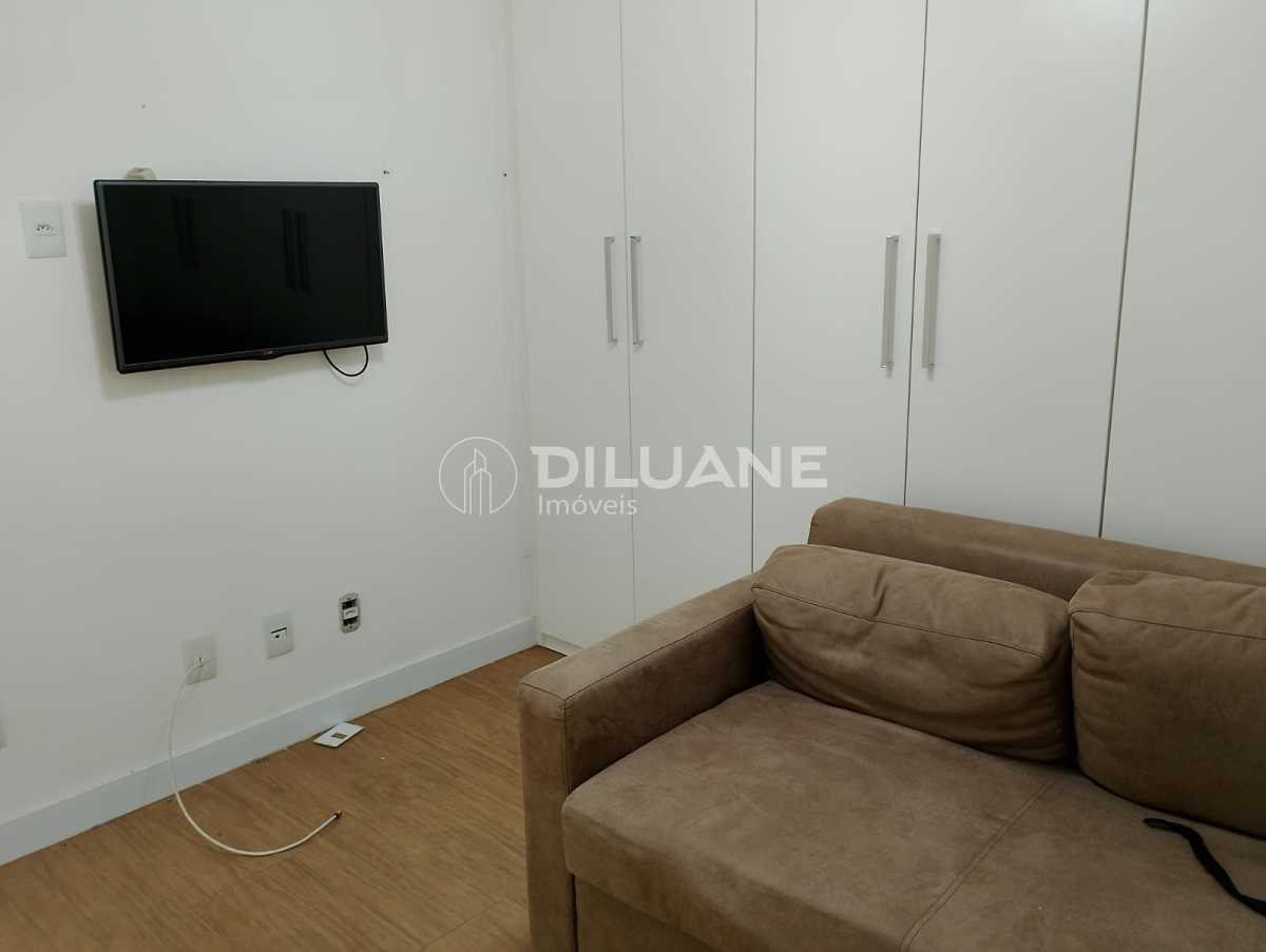 6eed12f1-0b55-450f-aee8-c261bd - 11