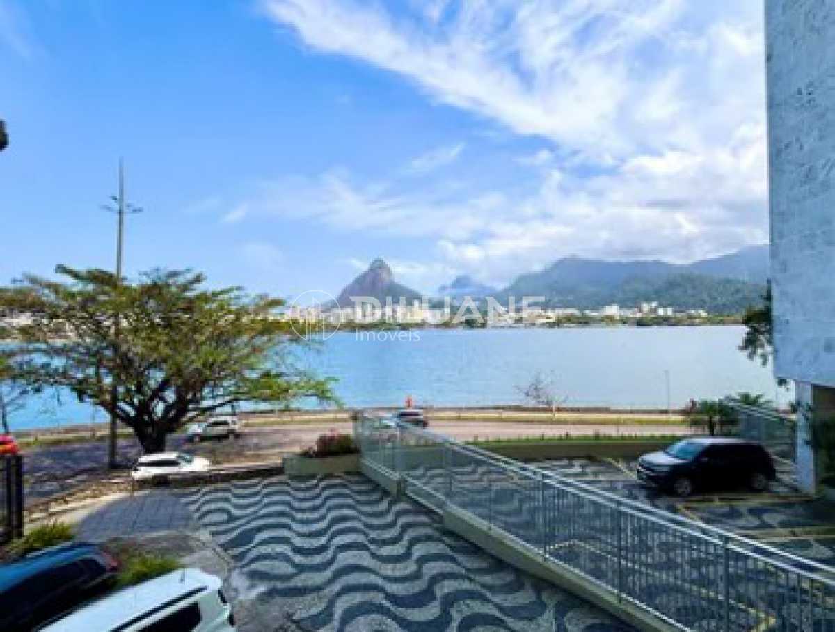 e797c334-674f-4aa6-8956-10569b - 3