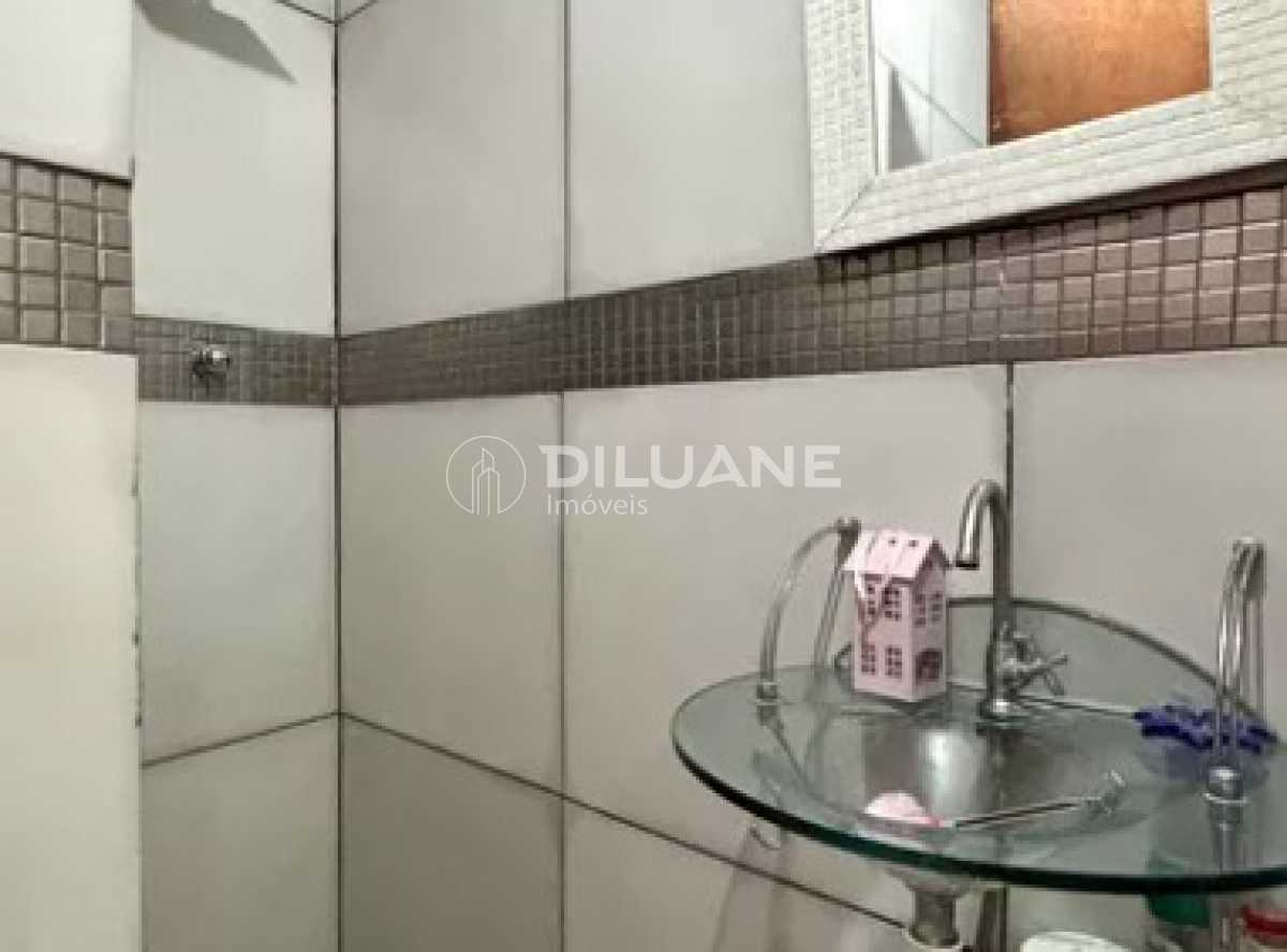 4acdde73-fd04-4981-82e0-ccc95d - 16