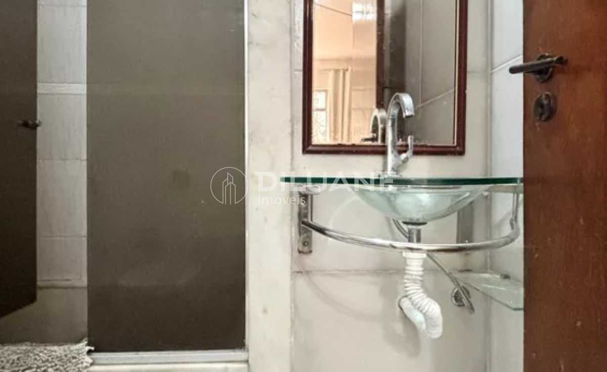 cca3ff73-82f4-4ace-afe5-8e518f - 25