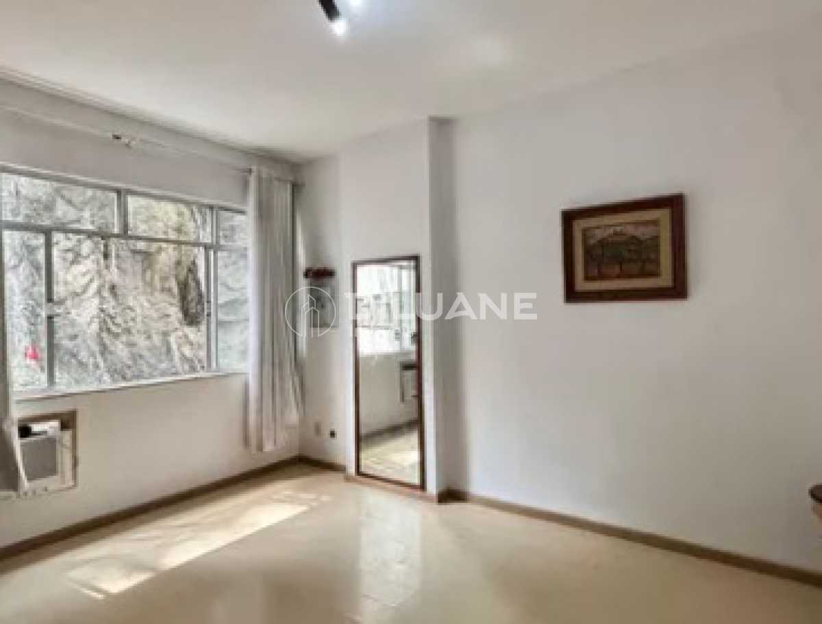 11b0e3a4-8574-4e27-9201-85e72d - 31