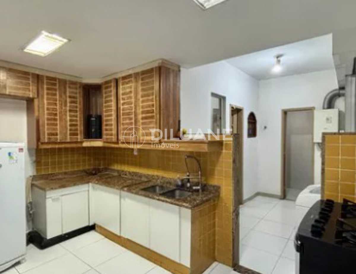 26a94011-7d20-40c4-9921-72839f - 44