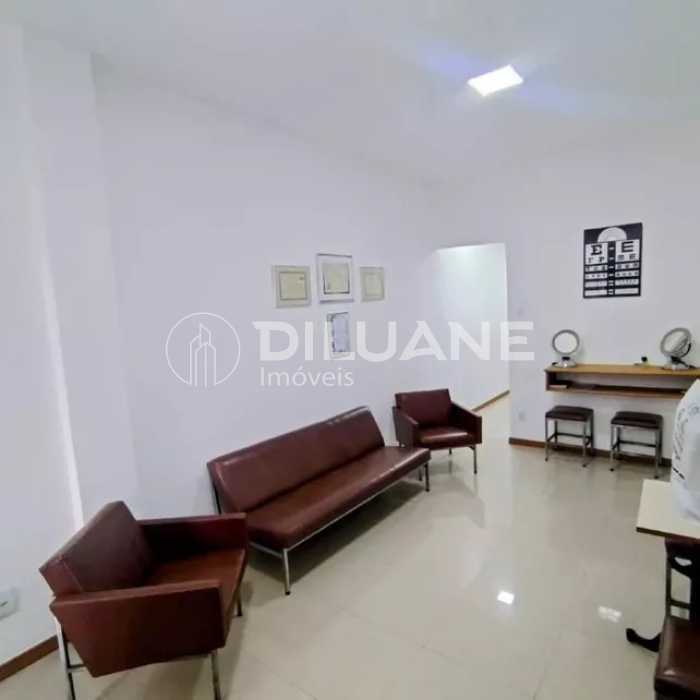 WhatsApp Image 2025-12-05 at 1 - 5