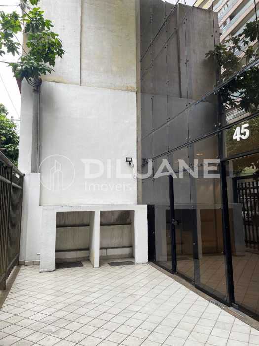 cbb8472a-53ab-46cb-b411-860386 - 20