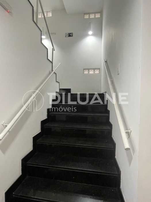 69de9b0a-1b3a-4e6d-847c-61ab48 - 10