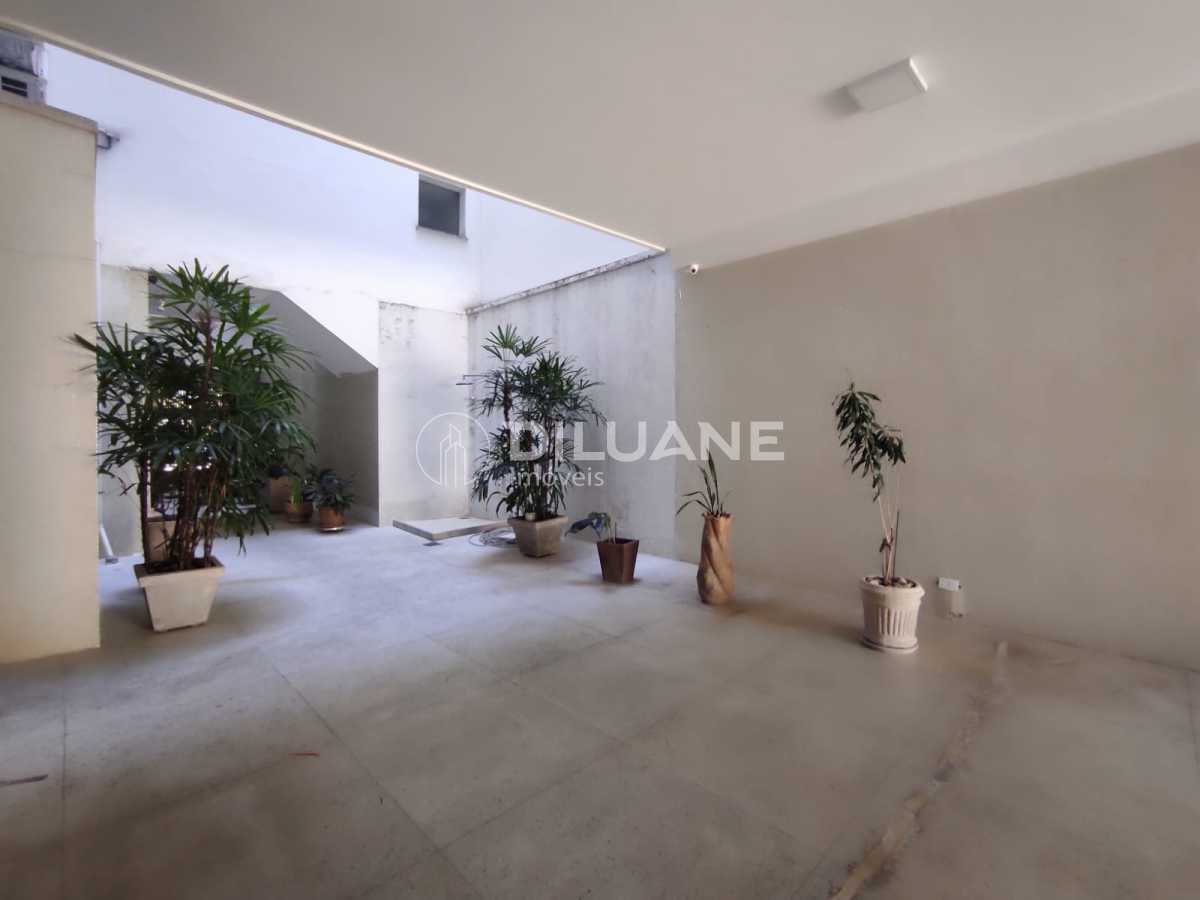 WhatsApp Image 2025-11-21 at 1 - 38