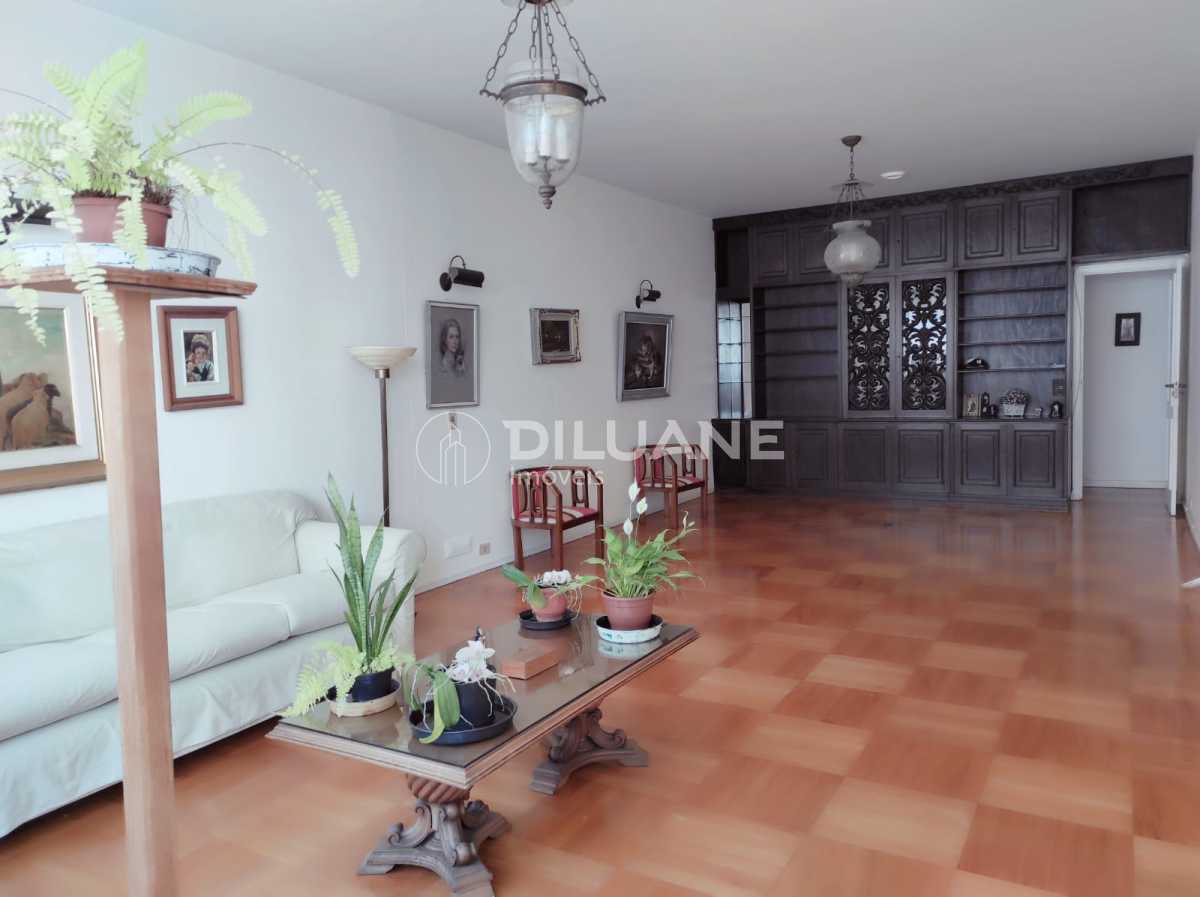 WhatsApp Image 2025-11-21 at 1 - 4