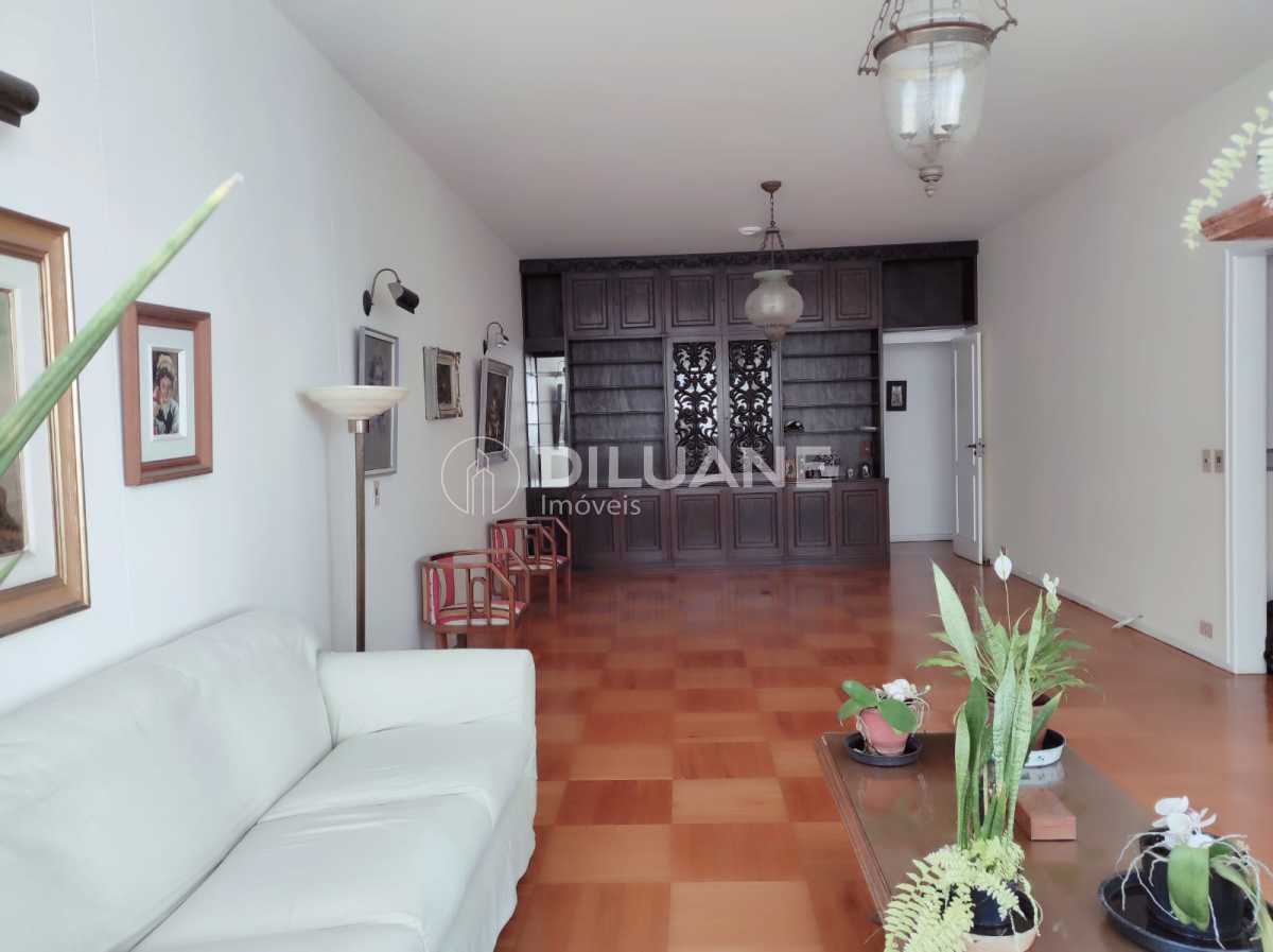 WhatsApp Image 2025-11-21 at 1 - 5