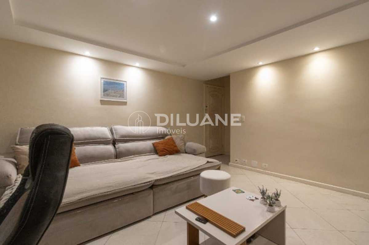 WhatsApp Image 2025-12-17 at 1 - 3